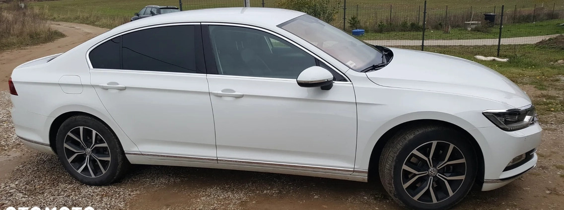 Volkswagen Passat cena 70000 przebieg: 138490, rok produkcji 2016 z Zwoleń małe 37